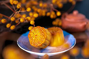 La Fête de la Mi-Automne et la Fête Nationale approchent
    