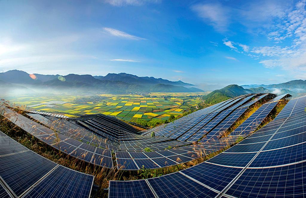 Masdar signe un projet de développement d'énergie solaire de 1 GW avec le gouvernement kirghize
